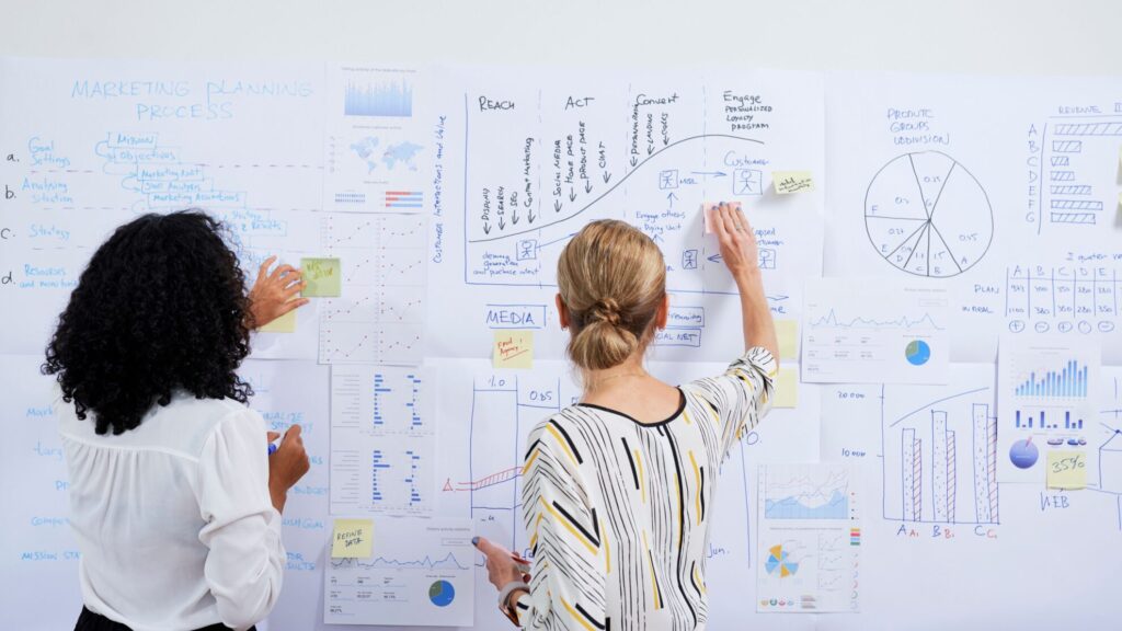 Parlare senza dire: il potere del marketing che non si vede 2 Parlare senza dire: il potere del marketing che non si vede | 32