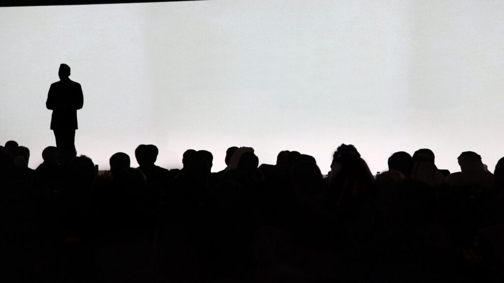 Proposta di valore complessa: come comunicarla senza semplificare troppo 2 Comunicazione B2B efficace per proposta di valore complessa con storytelling tecnico