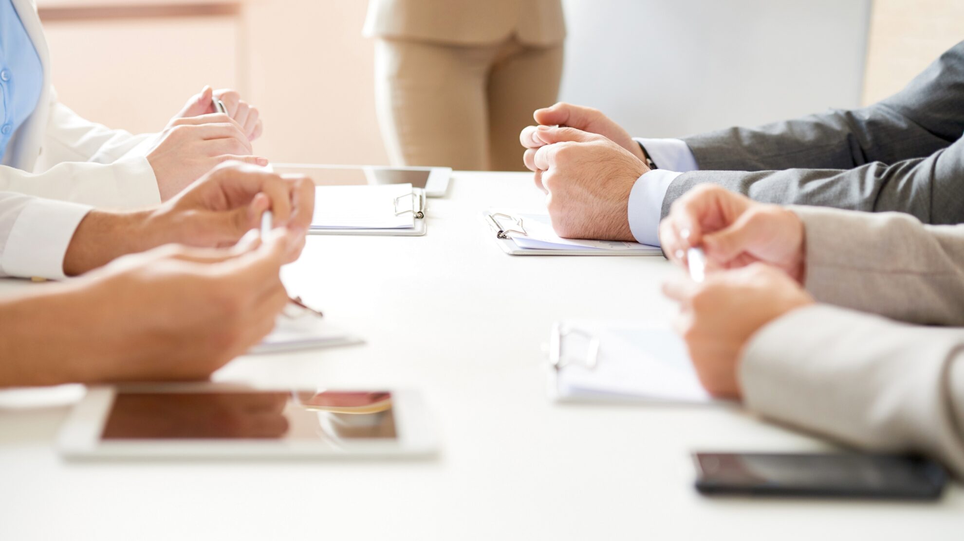 EOC 2 EOC | svg+xml;charset=utf