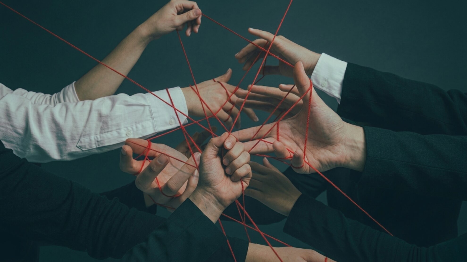 EOC 2 EOC | svg+xml;charset=utf