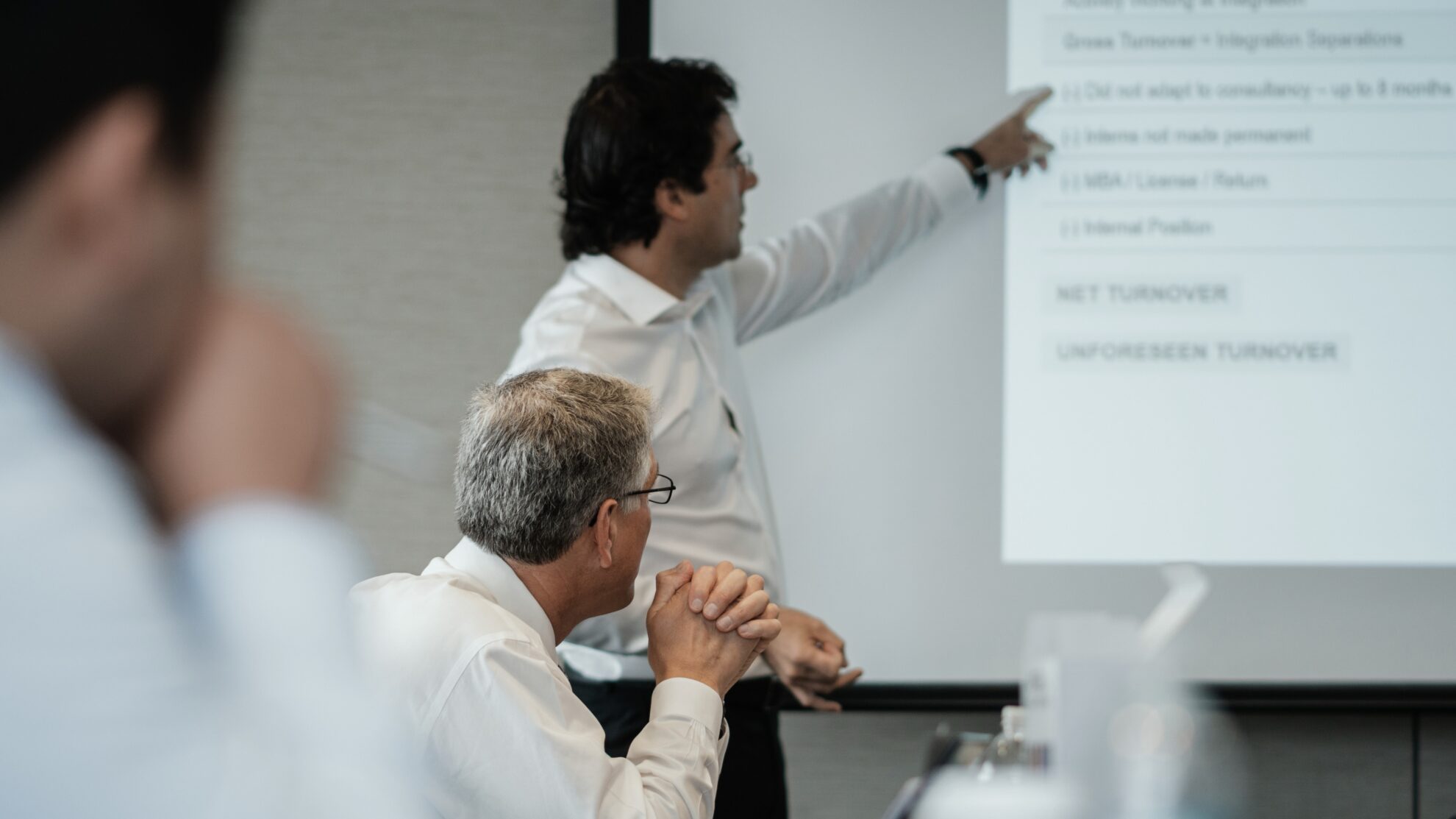 EOC 2 EOC | svg+xml;charset=utf